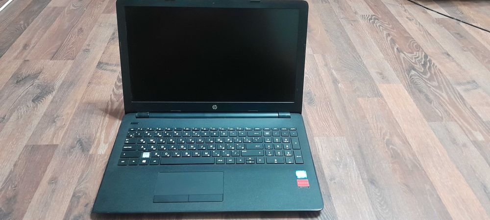 Продам ноутбук HP 15-bs514ur
