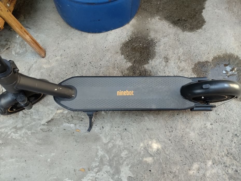 Продам электро самокат ninebot G30p