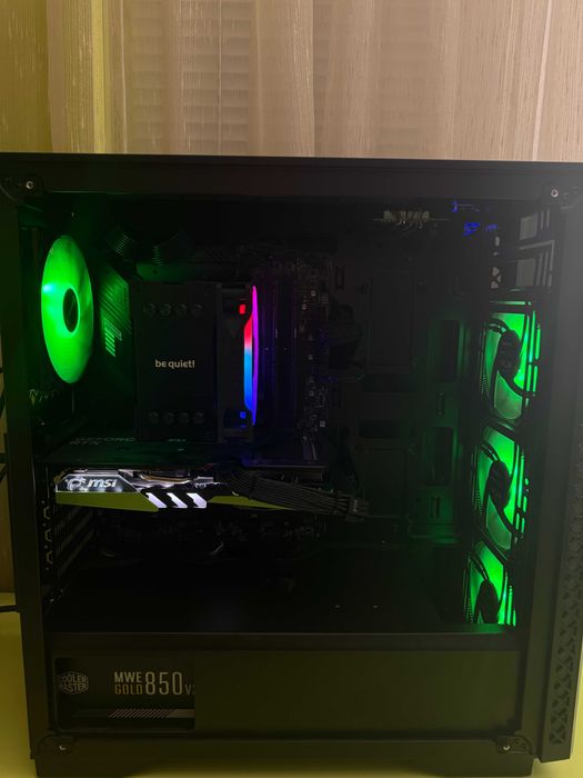 Геймърски компютър MSI RTX 4060 I7 13700K