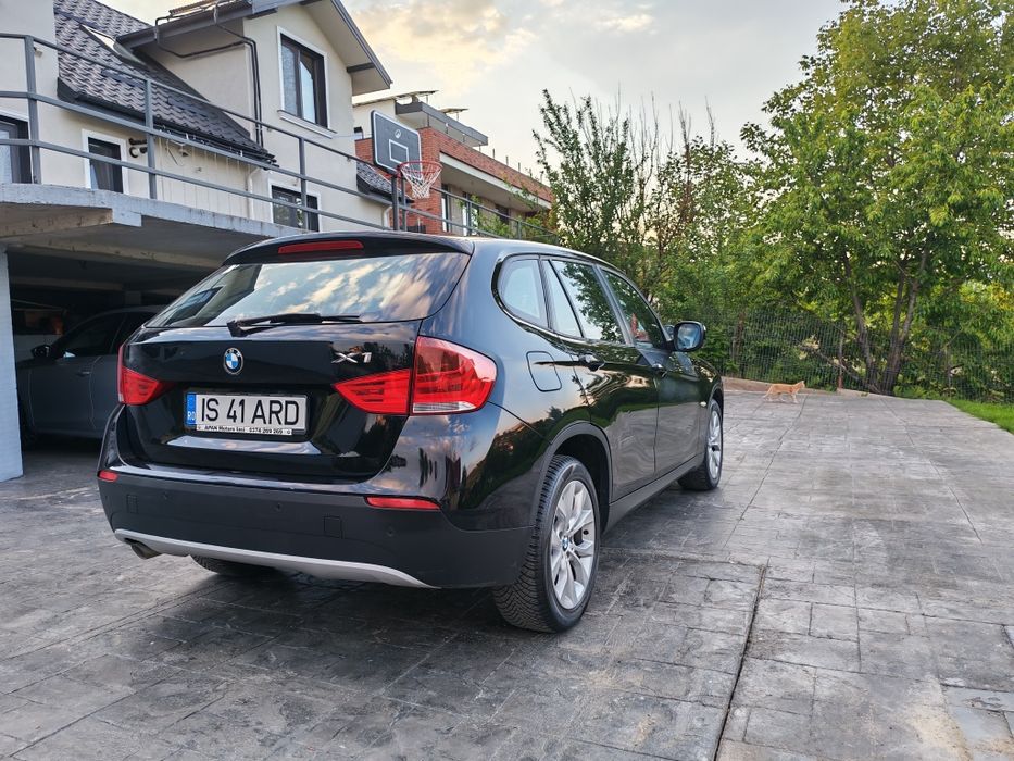 Vând BMW X1, X-Drive!
