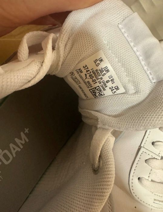 Pontofi sport, Puma sneakers