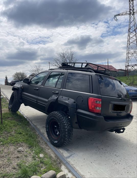 Jeep Grand Cherokee WJ Overland / Off-Road - aspect agresiv, pregătit de aventură