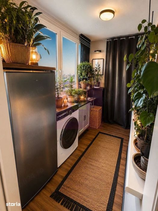Apartament 3 Camere - 75 mp utili la Pta Sudului,  la metrou