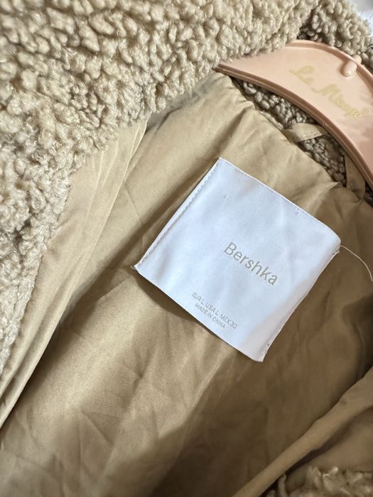 Куртка барашка от Bershka