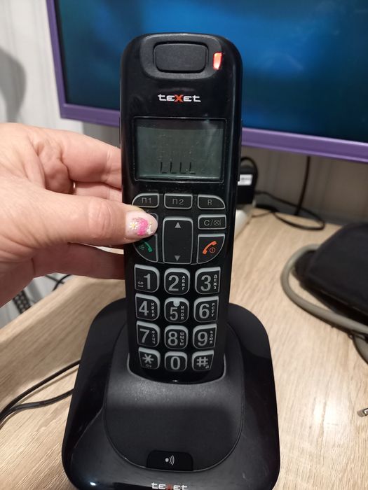 Продам домашний телефон