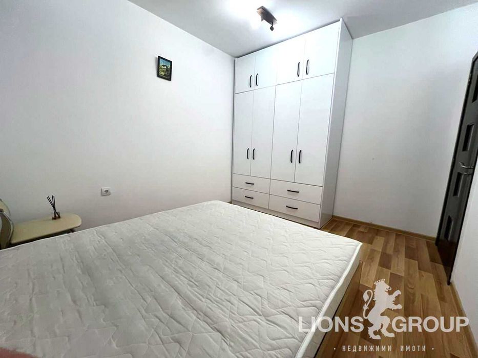 Продава се Тристаен апартамент в Варна, Левски - 78 кв.м за 2481 €/кв.м - Снимка #3