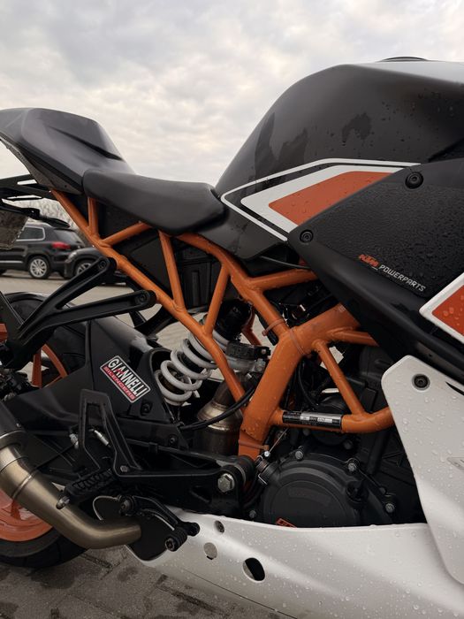 VAND URGENT!! Ktm Rc 125.