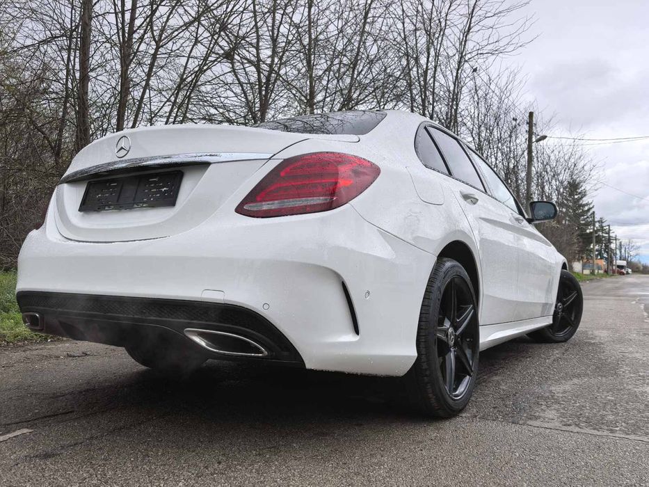 Mercedes-Benz C200 AMG line, 9 G-tronic, 4 Matic
