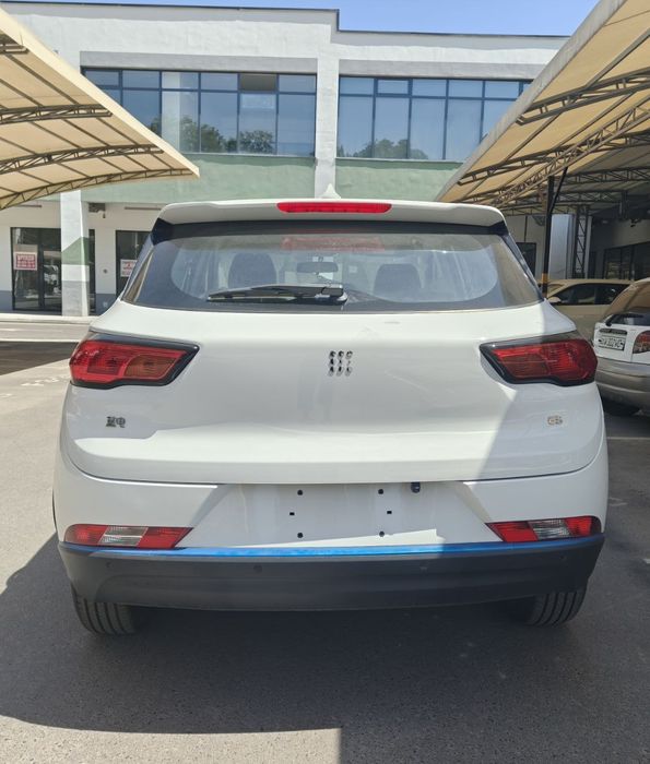 Dongfeng LanDian E3 Agar test drive qilmoqchi bolsangiz aloq