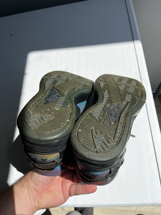 Vand adidasi nike marimea 40