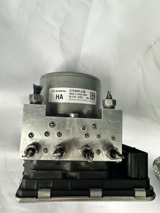 АБС модул за субару крострек.