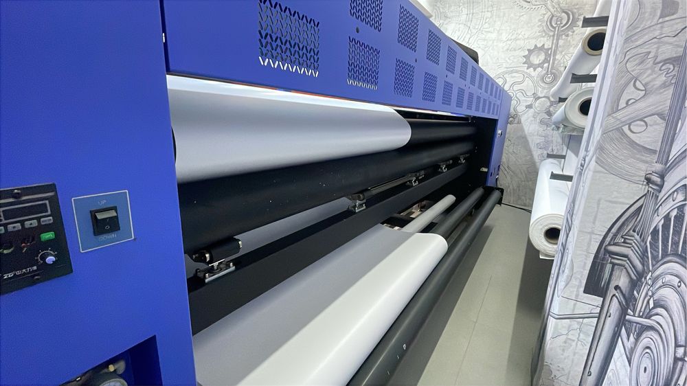 Продам широкоформатный принтер UV