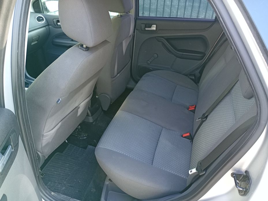 Ford Focus 2 benzina