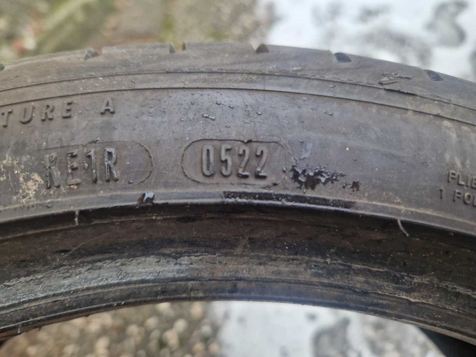 2 Goodyear R17 215/40 Летни гуми  DOT0522