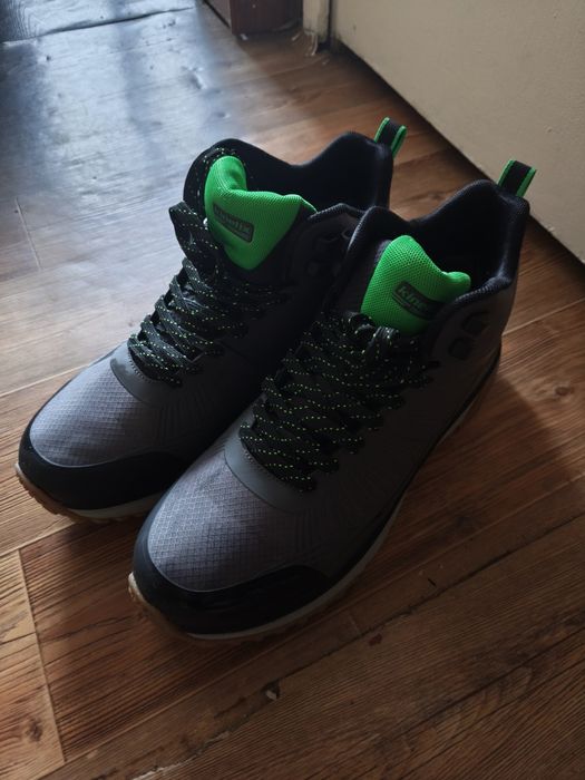 Треккинговые ботинки Kinetix серый