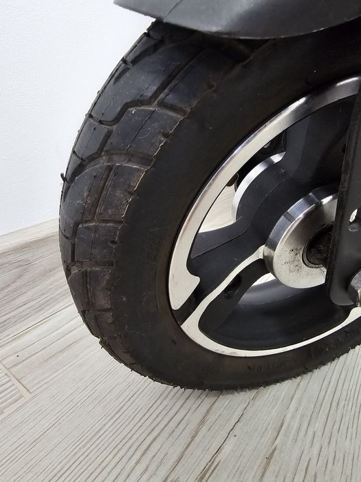 Trotineta electrica QuickVolt 8 - 48V 10.4Ah - 500W