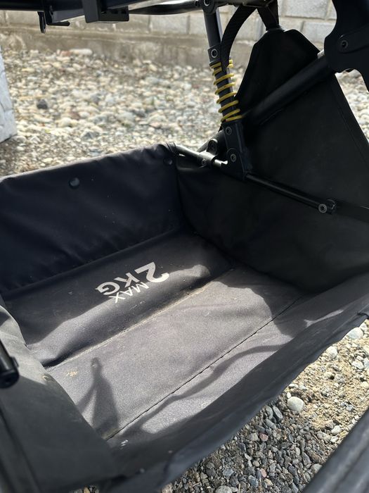 Коляска продам в