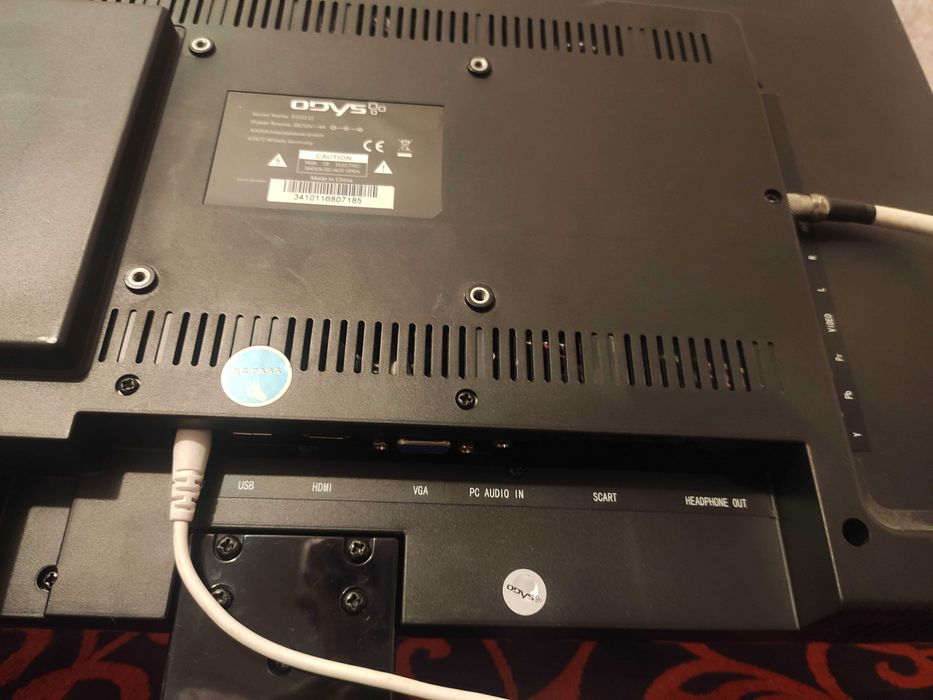 Televizor 12Vcort,rulote, auto, 220V/12Vcamere mici,bucătărie,foisor
