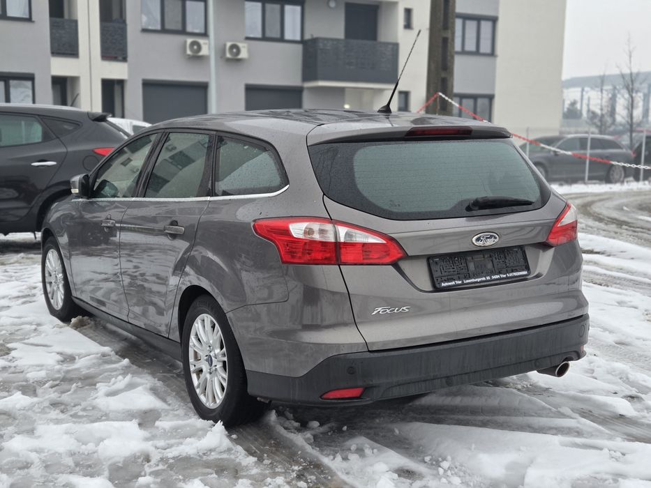 Ford Focus 1.6 benzina 150 CP Titanium Euro 5