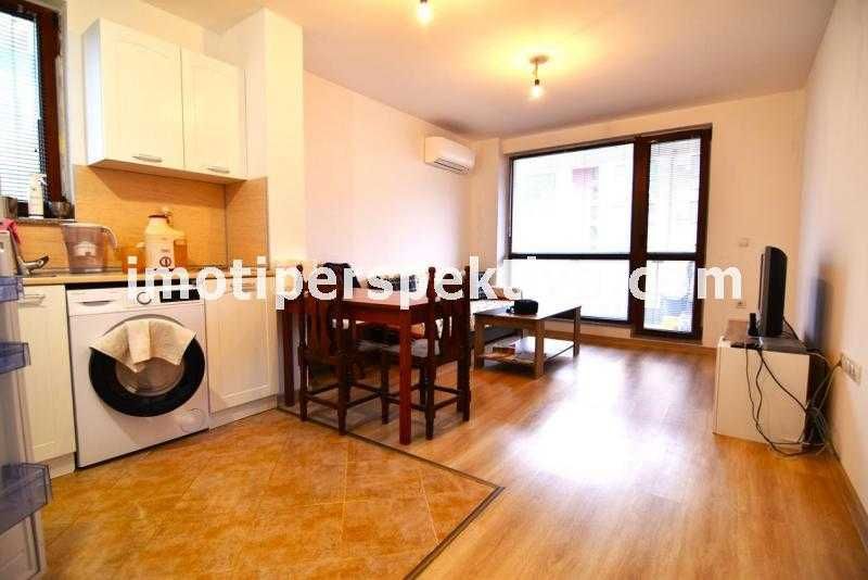 Продава се Двустаен апартамент в Пловдив, Кючук Париж - 64 кв.м за 1219 €/кв.м - Снимка #2