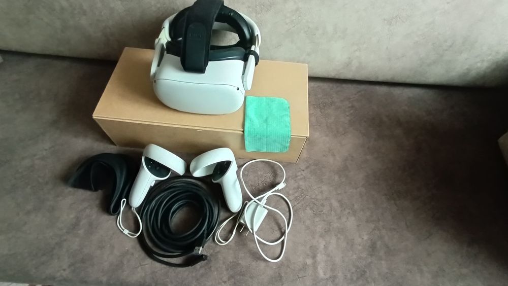 Продам Oculus quest 2
