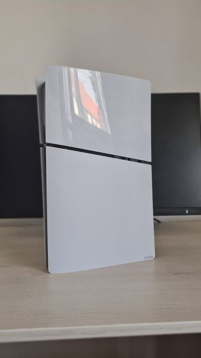 PS5 Slim Digital Edition 1TB – Impecabilă – Cutie + Controller + Accesorii