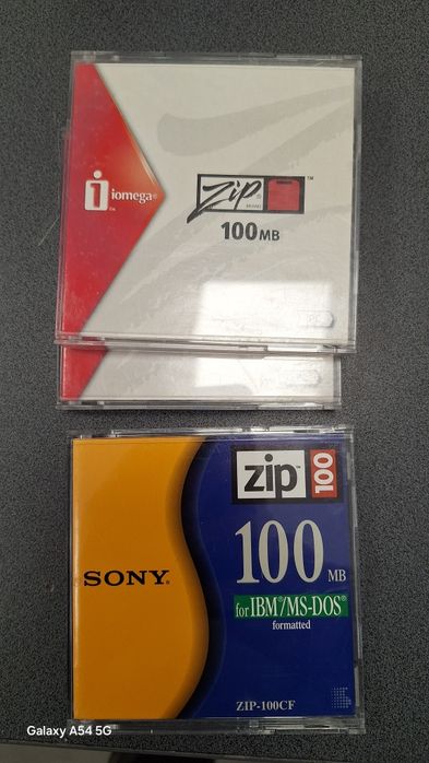 Trei diskete ZIP pentru Roland VA7.