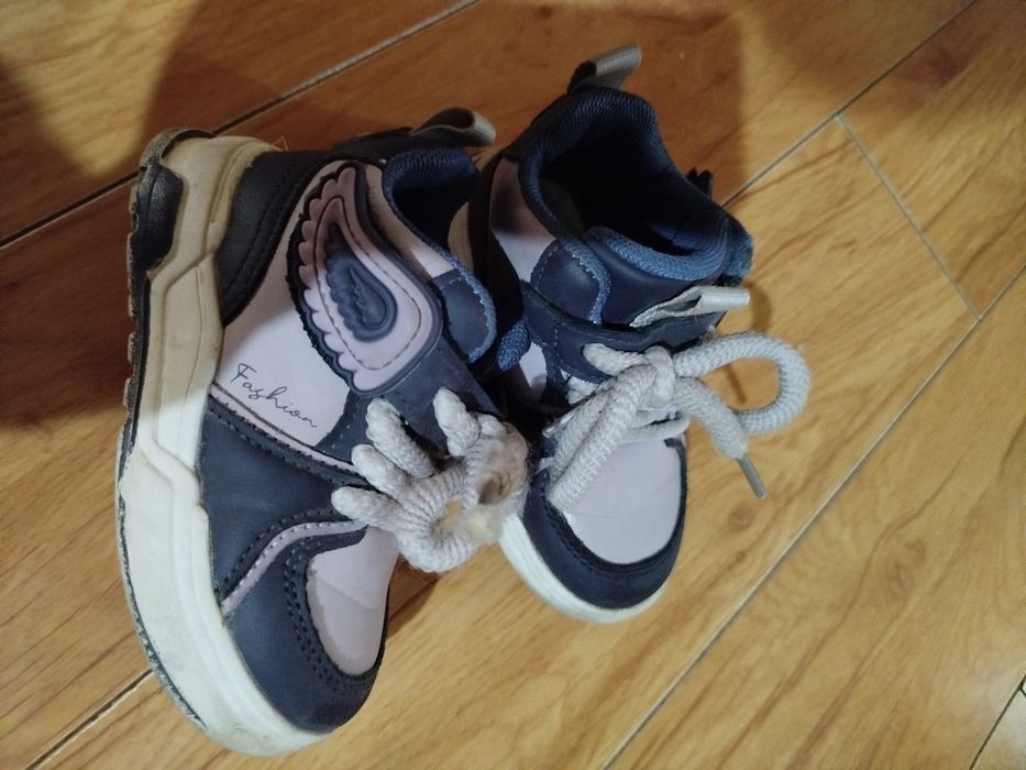 Продам ботиночки на девочку