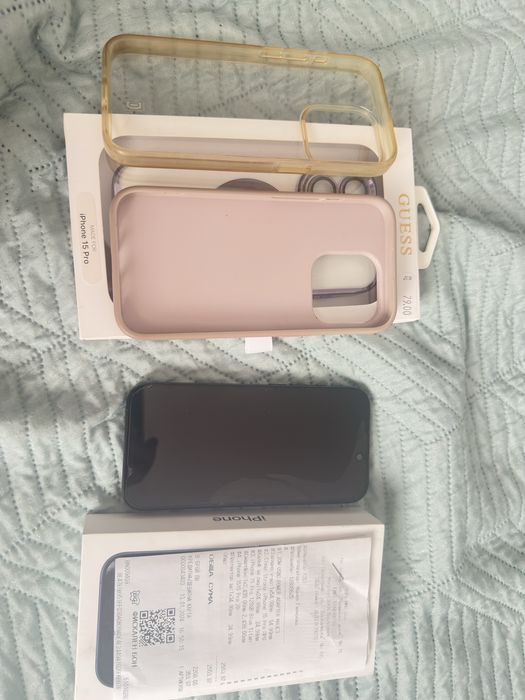 Продавам IPHONE 15 PRO