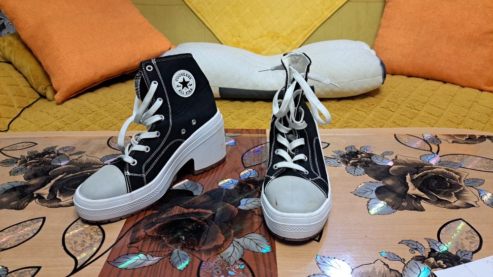 Спортни боти за пролет и есен.