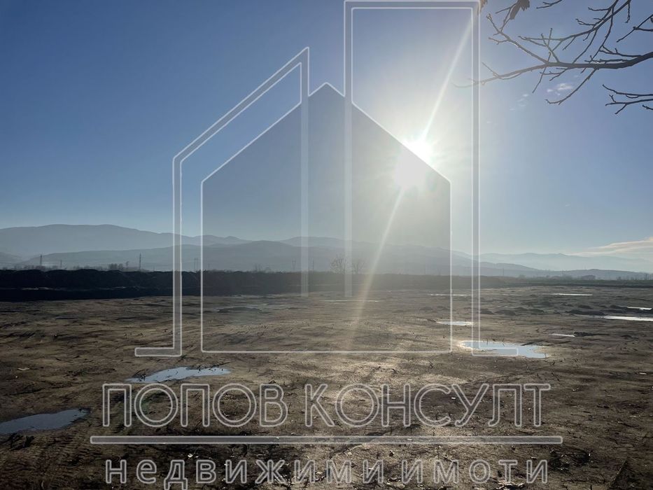 Продава се Парцел в с. Златитрап, Област Пловдив - 4765 кв.м за 33 €/кв.м - Снимка #2