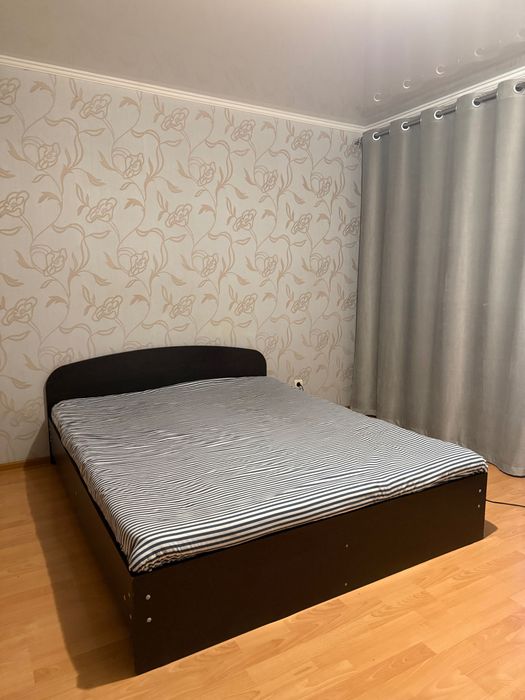Кровать двуспальная