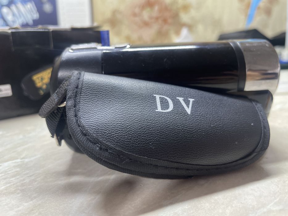 Продам видеокамеру