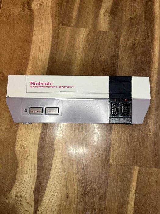 Nintendo NES Console