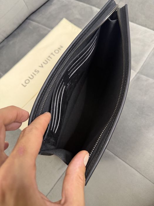 Louis Vuitton Pochette Voyage MM, calitate 1/1