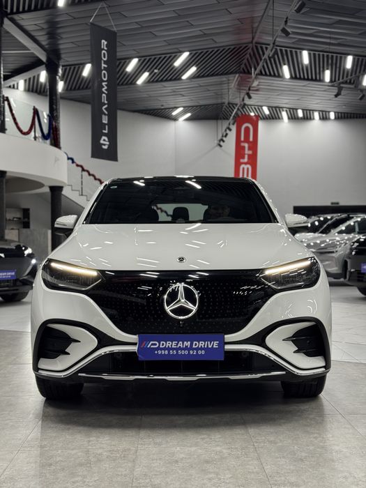 Mersedes benz SUV Eqe500 коричневый салон тоже есть