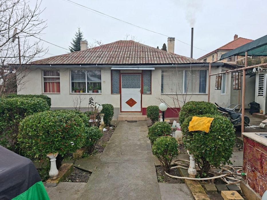 De vanzare casa din BCA.