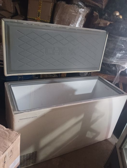 Vitrina halodelnik eni 115sm