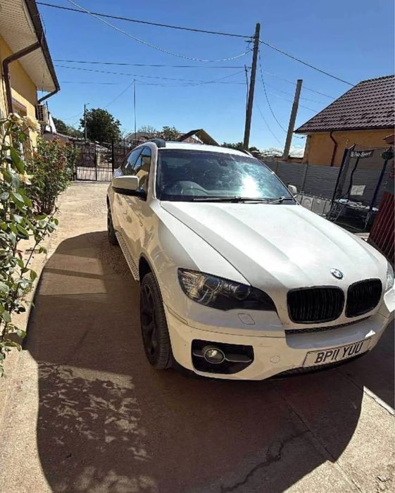 Dezmembrez bmw x 5 x 6