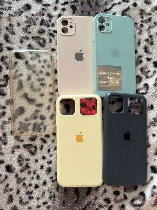Продам чехлы для iphone 11