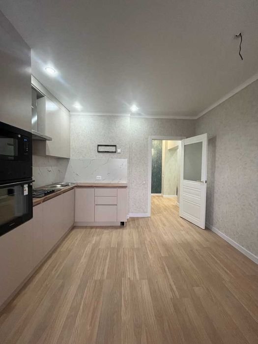 Продам квартиру в 7 микрорайоне