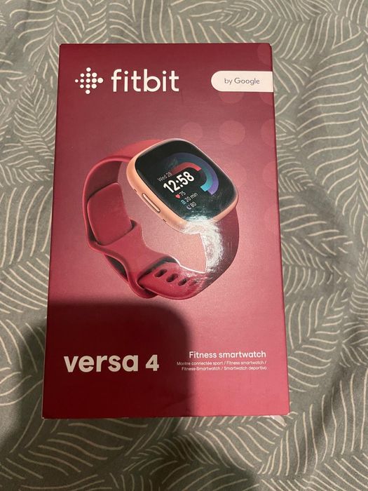Fitbit Versa 4 - Sigilat