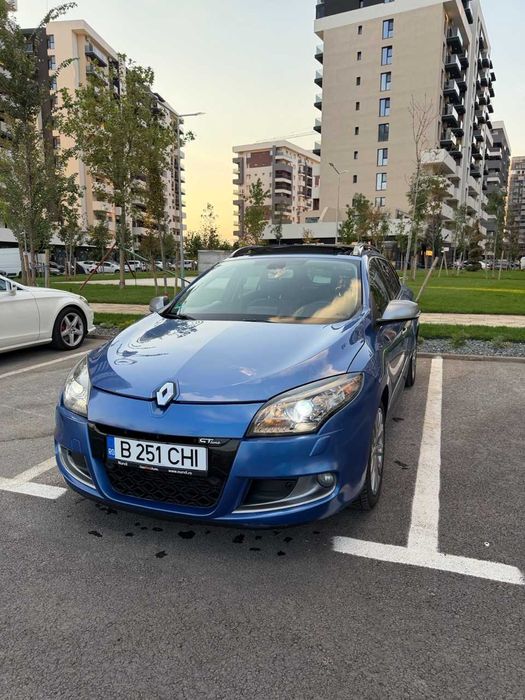 Renault Megane GT-Line / BOSE / Keyless GO-Entry / Xenon / Panoramic