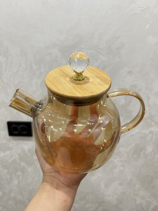 продается чайник 1л новый