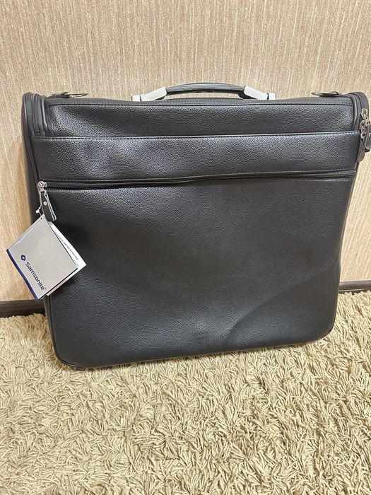 Кожаный чехол для одежды, портплед