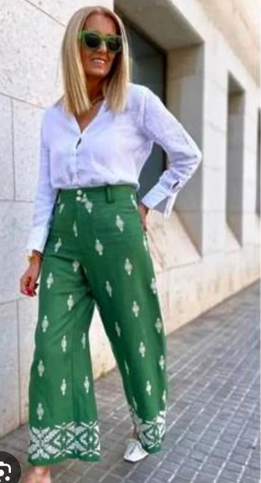 Брюки с вышевкой от фирмы Zara хлопок лен на размер 50