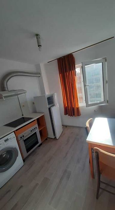 Дава се под наем Двустаен апартамент в Бургас, Славейков - 70 кв.м за 245 € - Снимка #18