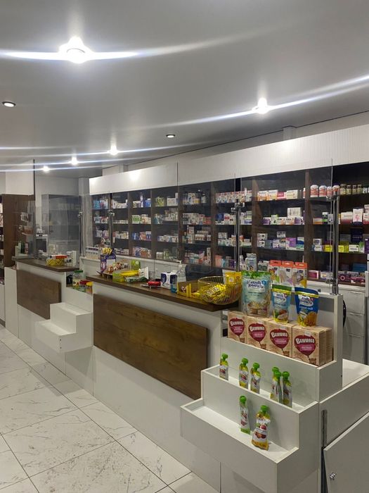 Готовая мебель для аптеки с лицензией