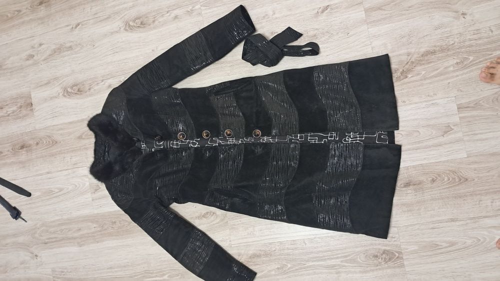 Замшевое пальто 46 размер