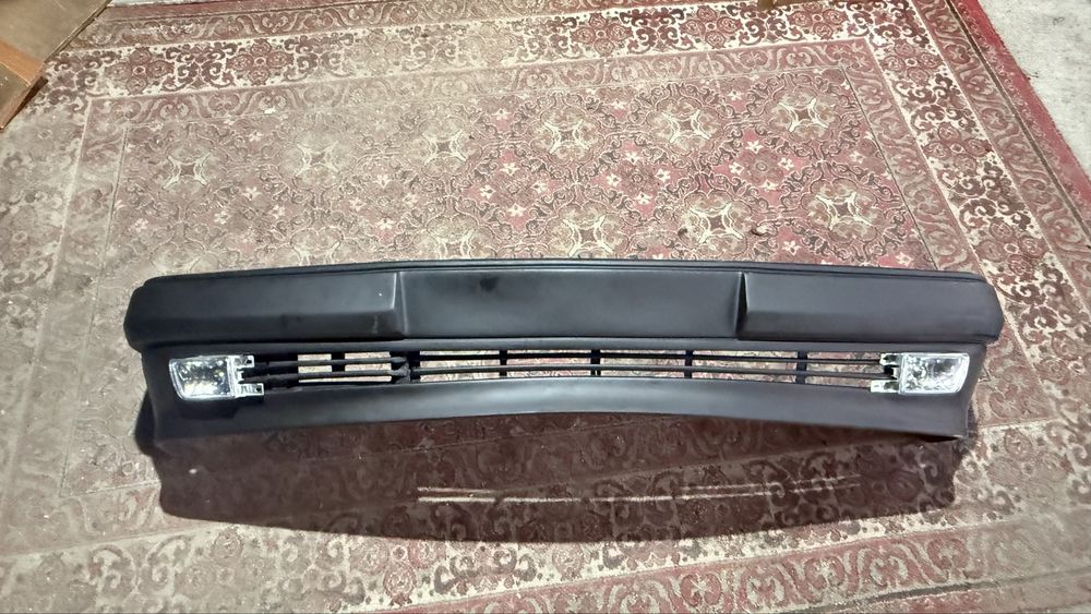Бампер w124 передний
